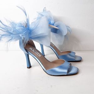 Nina Dora Sandal Heel in Blue satin size 7.5